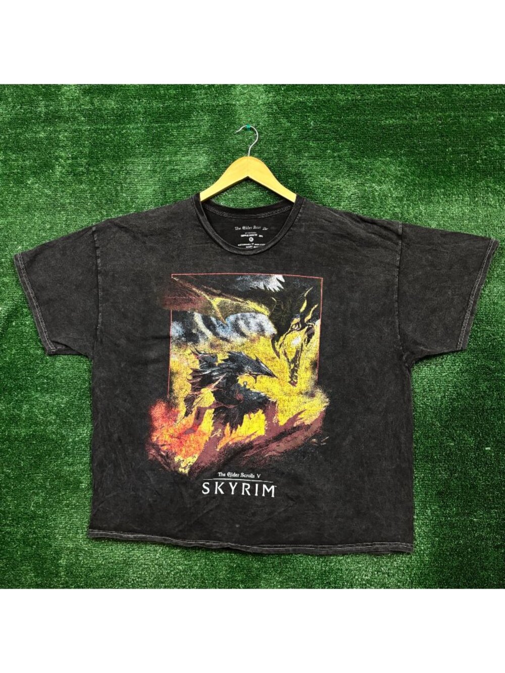 The Elder Scrolls V Skyrim RPG Video Game Oversized Mineral Wash T-Shirt XL